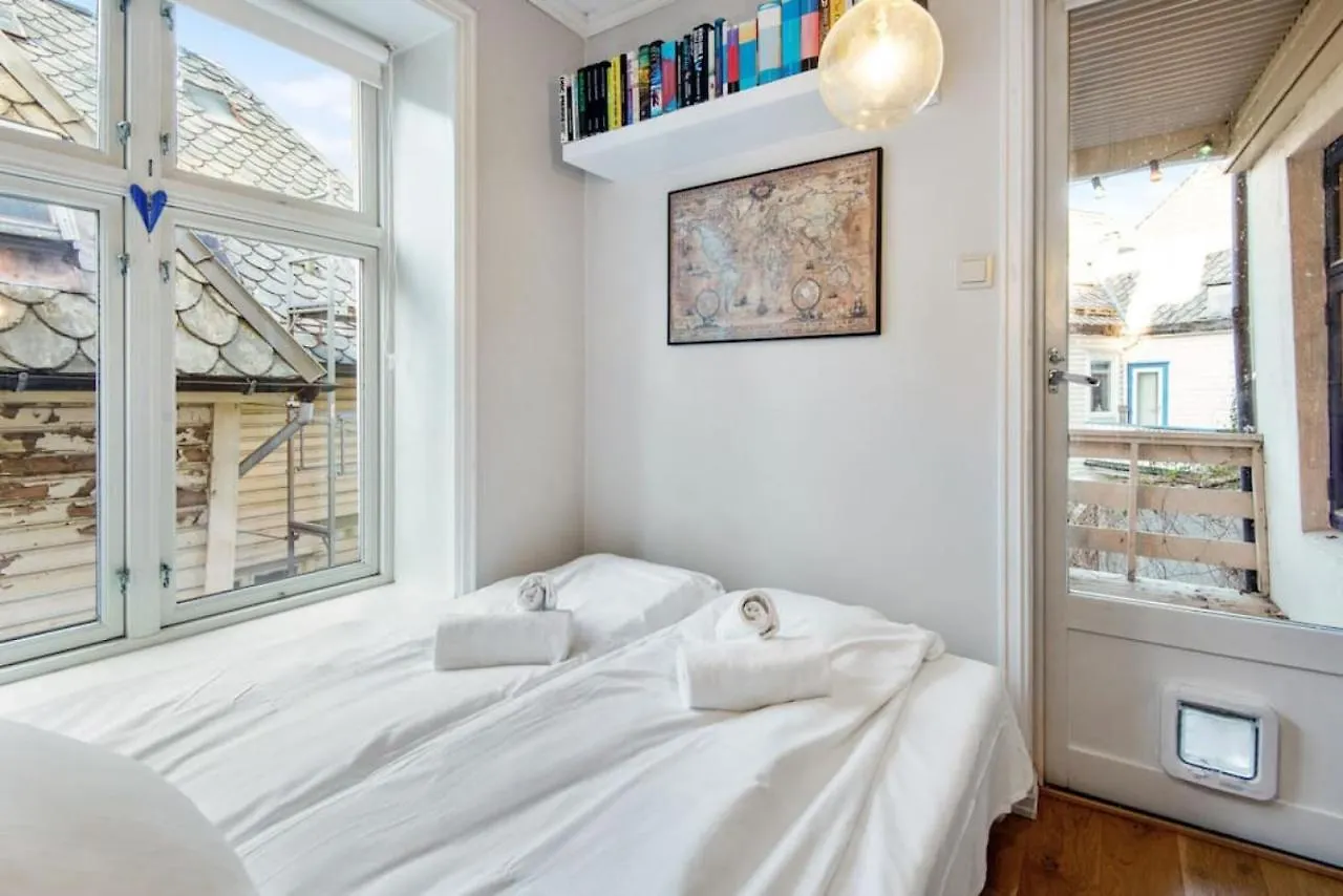 Dinbnb Homes I Family Friendly Home In Historical Sandviken Bergen