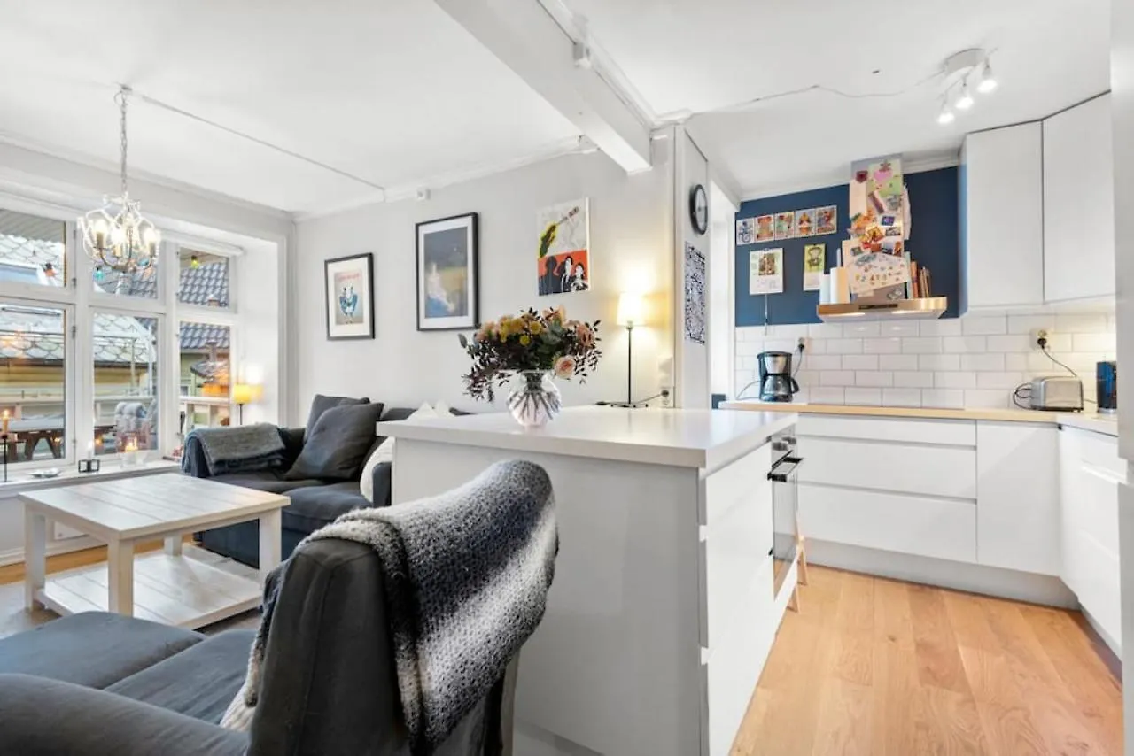 Lägenhet Dinbnb Homes I Family Friendly Home In Historical Sandviken Bergen