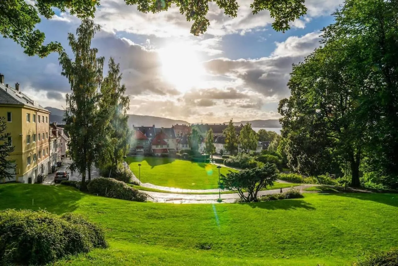 Dinbnb Homes I Family Friendly Home In Historical Sandviken Bergen